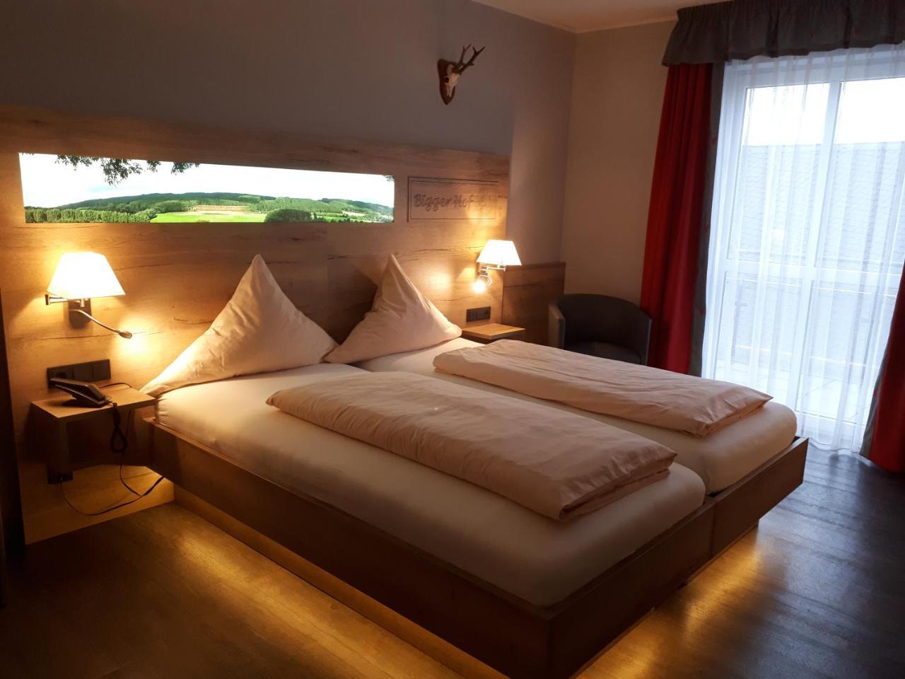 Hotel Bigger Hof - Wirtshaus Platzhirsch Am Jahnplatz Olsberg Εξωτερικό φωτογραφία